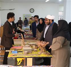 در دانشگاه پیام نور مرکز بوشهر نمایشگاه کارآفرینی بدون آب برگزار شد